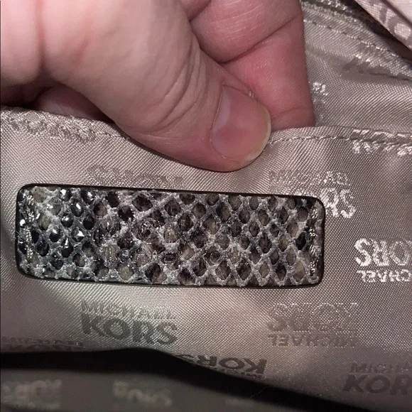 Michael Kors Black and Gray Snake Skin Shoulder Bag - Picture 9 of 11